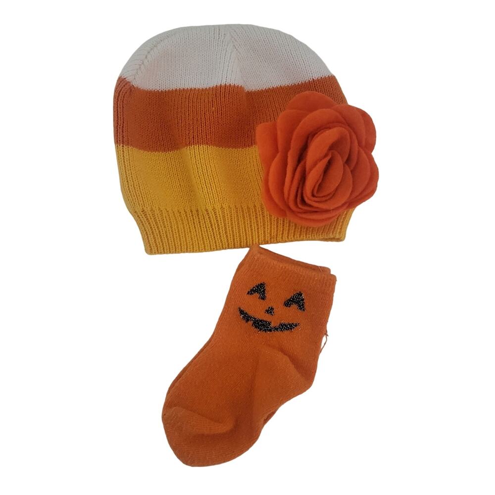 6-12M Fall candy corn hat and pumpkin socks